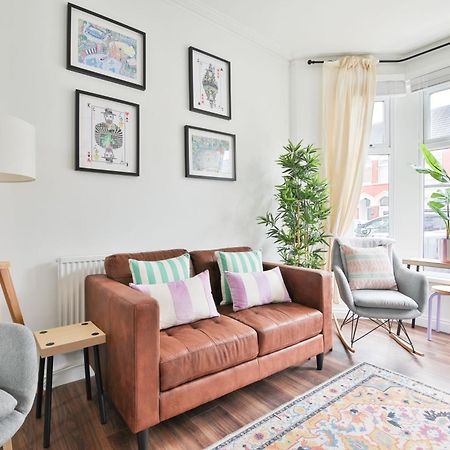 Fresh Cardiff Bay 2 Bedroom House- 3 Tv'S Екстериор снимка