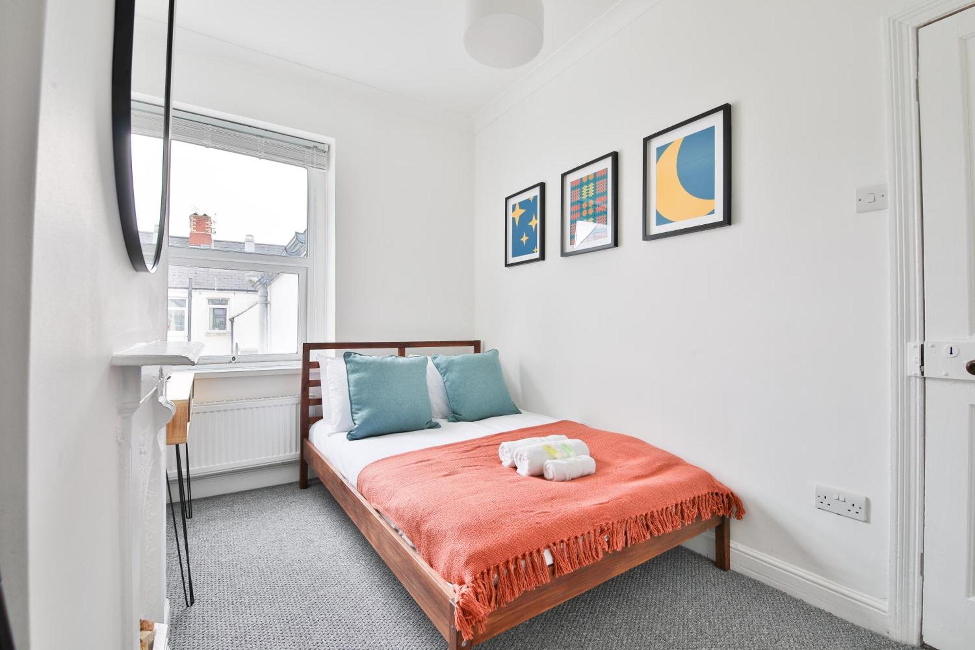 Fresh Cardiff Bay 2 Bedroom House- 3 Tv'S Екстериор снимка