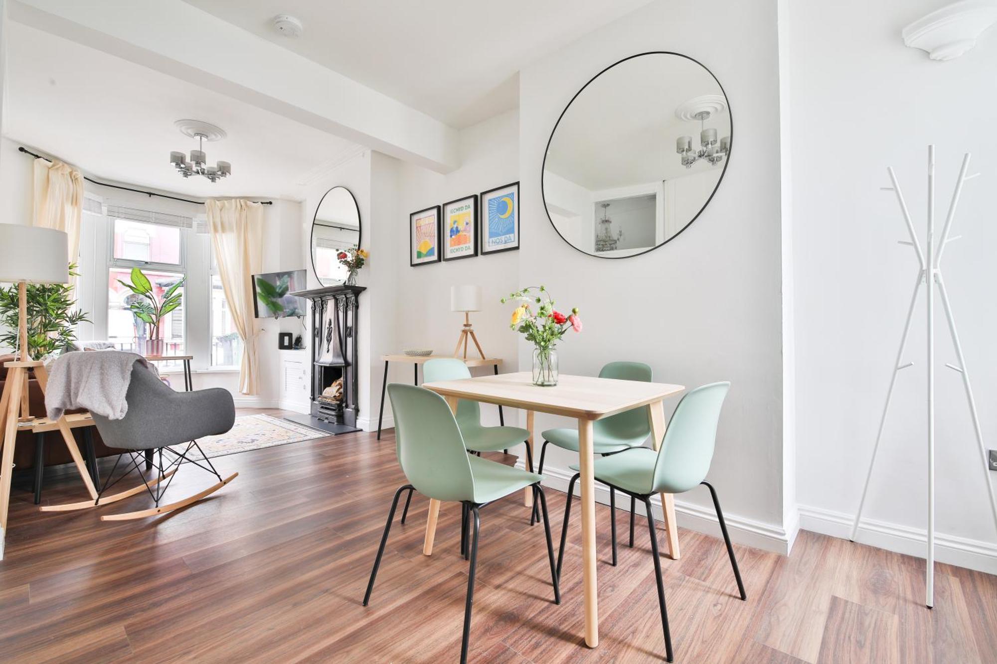 Fresh Cardiff Bay 2 Bedroom House- 3 Tv'S Екстериор снимка
