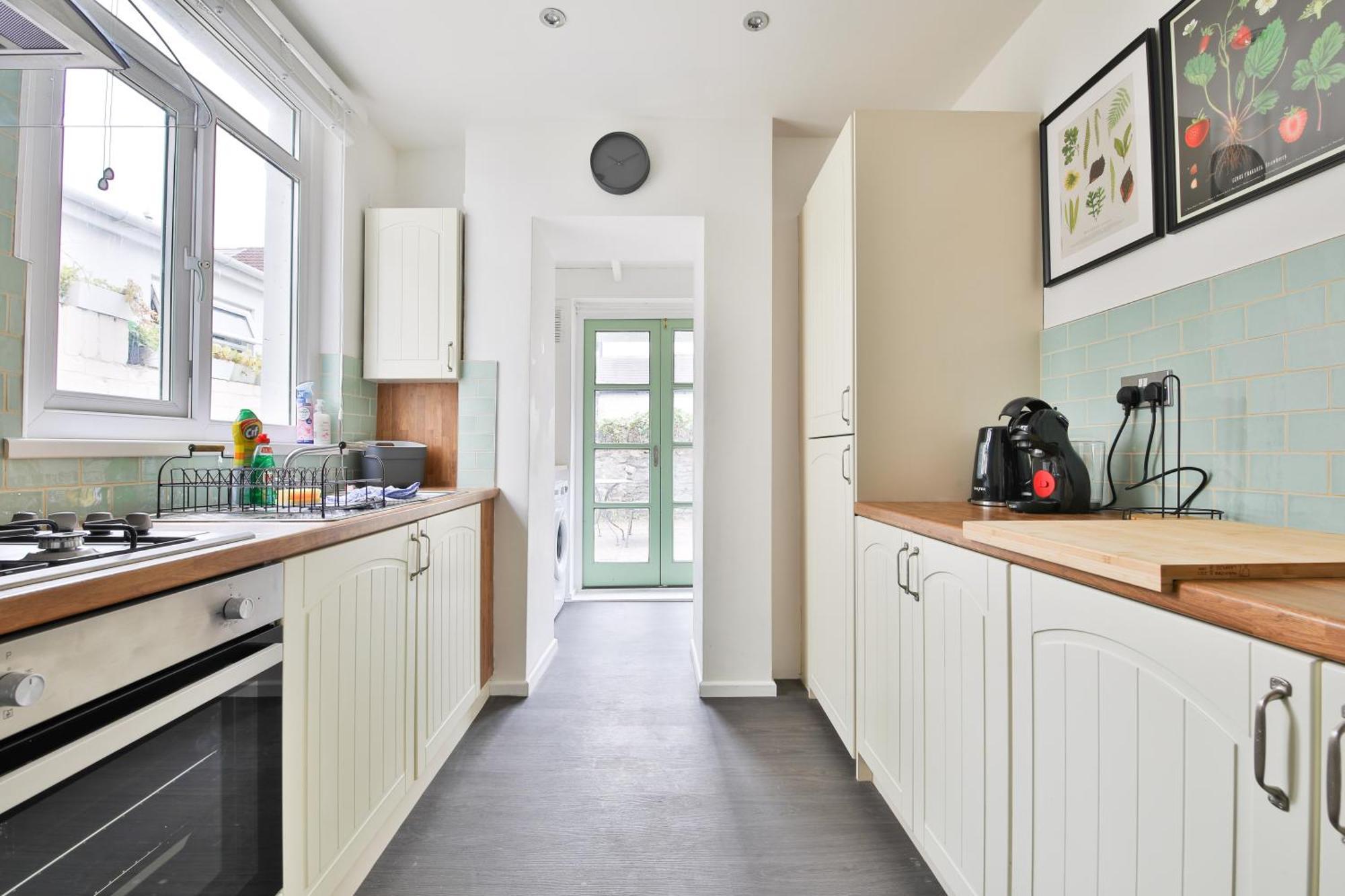 Fresh Cardiff Bay 2 Bedroom House- 3 Tv'S Екстериор снимка